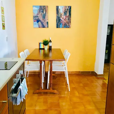 Tsimintia Apt 38 Daire