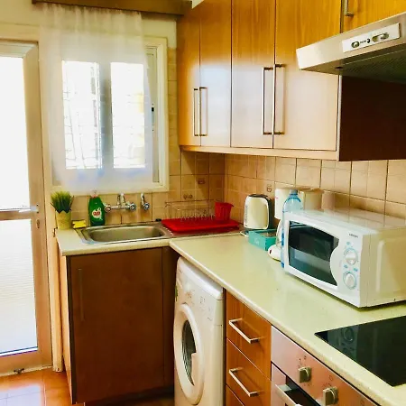 Apartament Tsimintia Apt 38 *